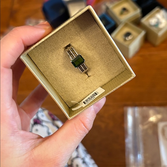 Assorted Silver Rings Collection - Picture 4 of 11